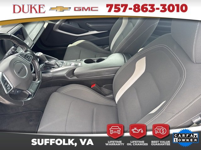 Used 2023 Chevrolet Camaro LT image 3