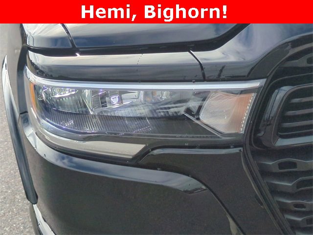 New 2026 RAM 1500 4x4 Crew Cab image 10