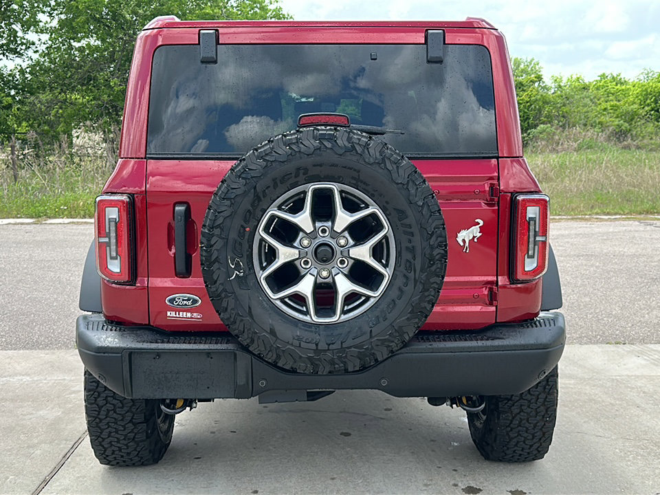 Used 2025 Ford Bronco Badlands image 7