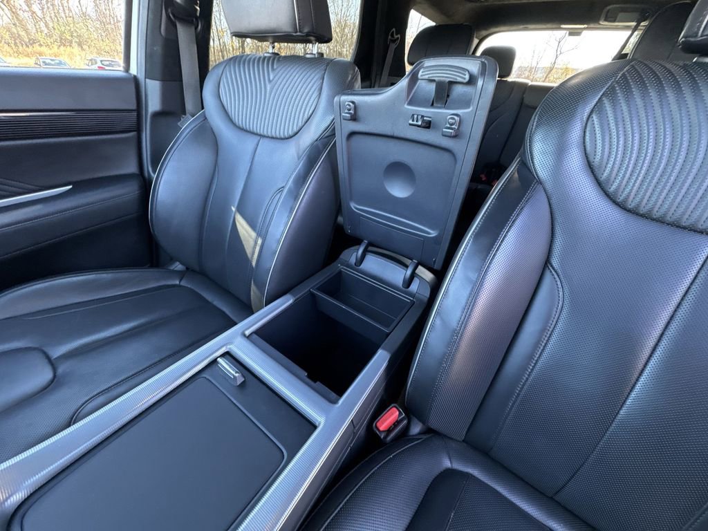 Used 2024 Hyundai Palisade Calligraphy image 37
