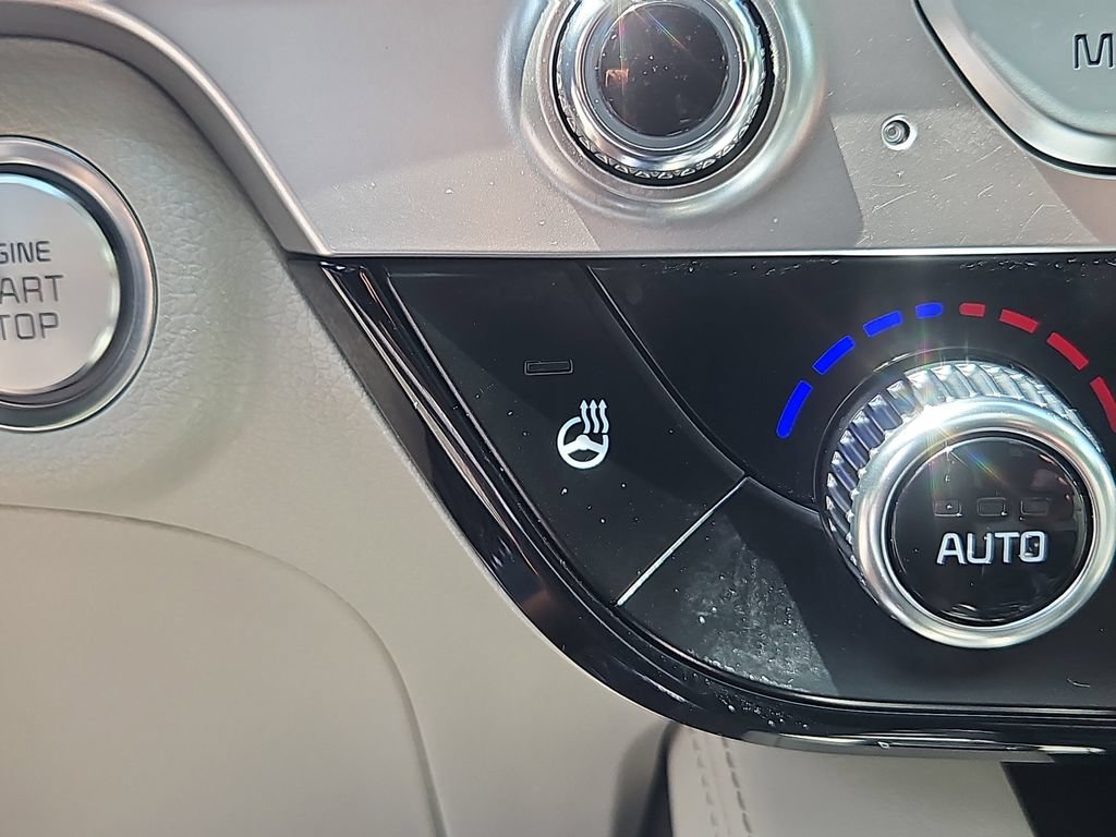Certified 2023 Kia Telluride AWD image 19