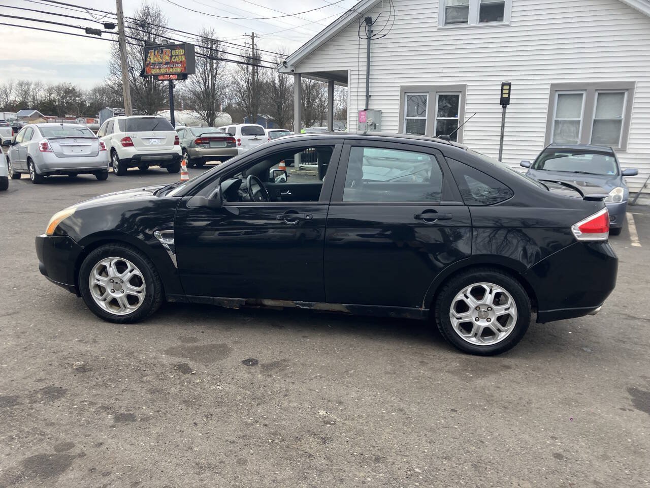 Used 2008 Ford Focus SES FWD image 10