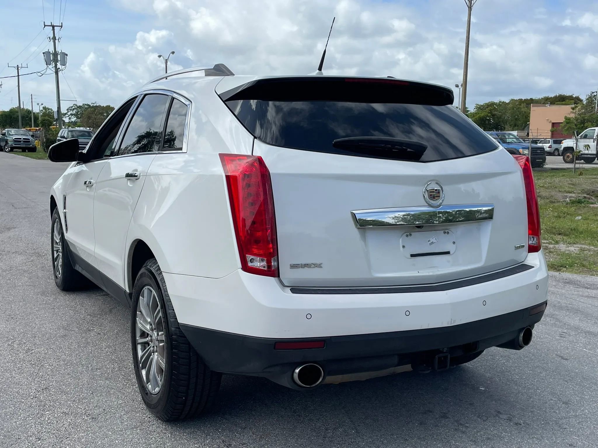 Used 2012 Cadillac SRX Luxury image 8