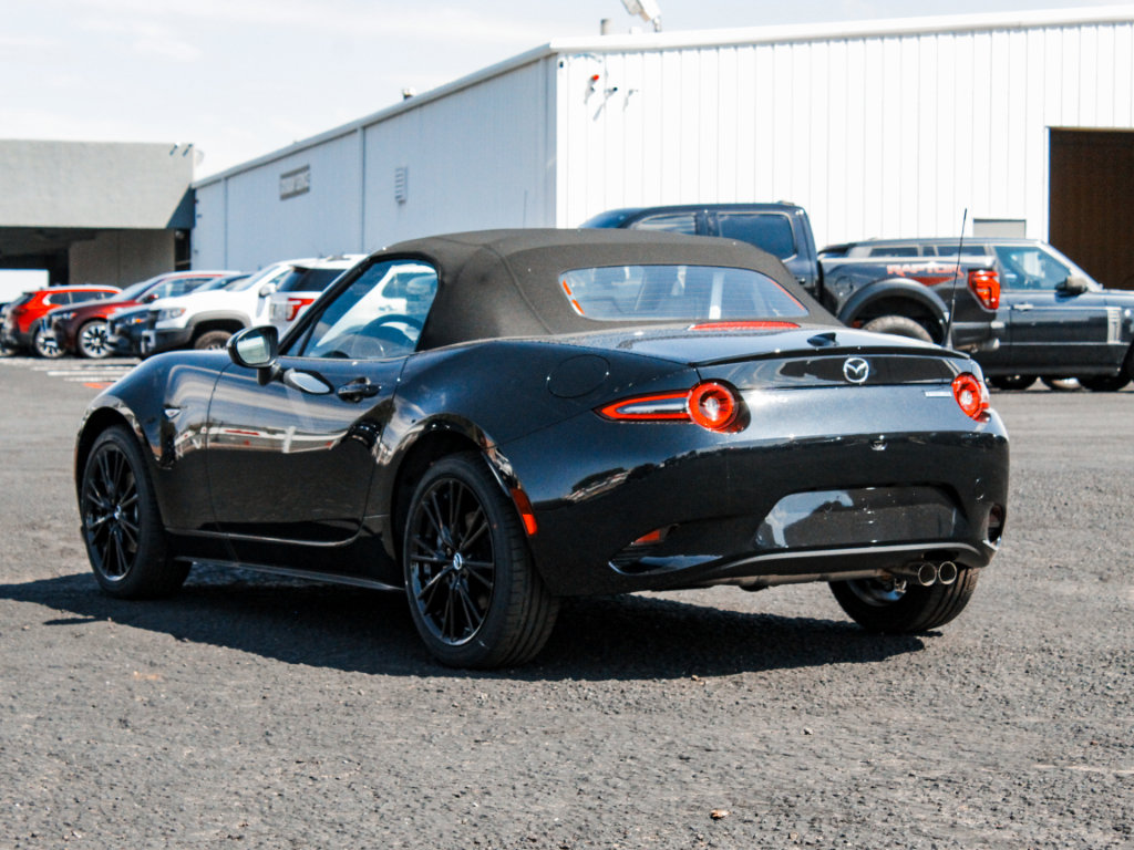 New 2026 MAZDA MX-5 Miata Club w/ Interior Package RWD image 6