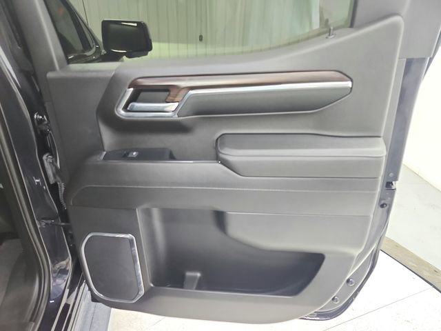 Used 2023 GMC Sierra 1500 SLT w/ SLT Premium Package image 43