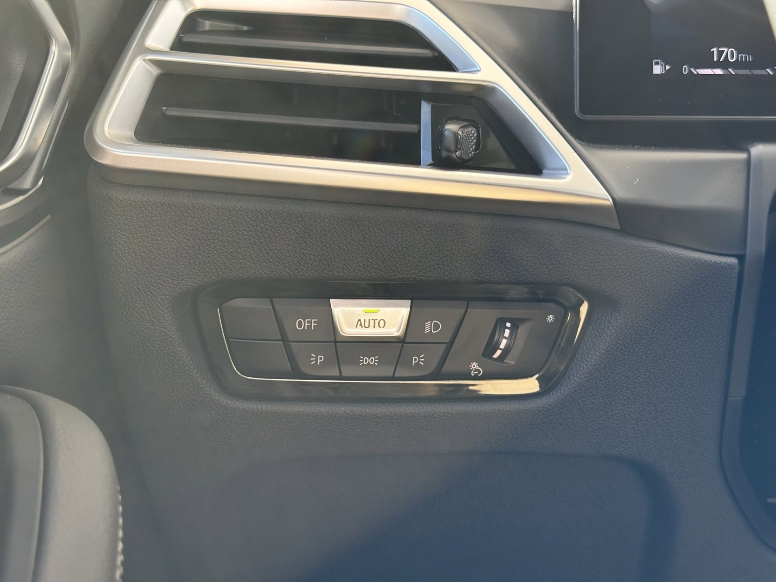 New 2025 BMW 430i Coupe w/ Convenience Package image 24