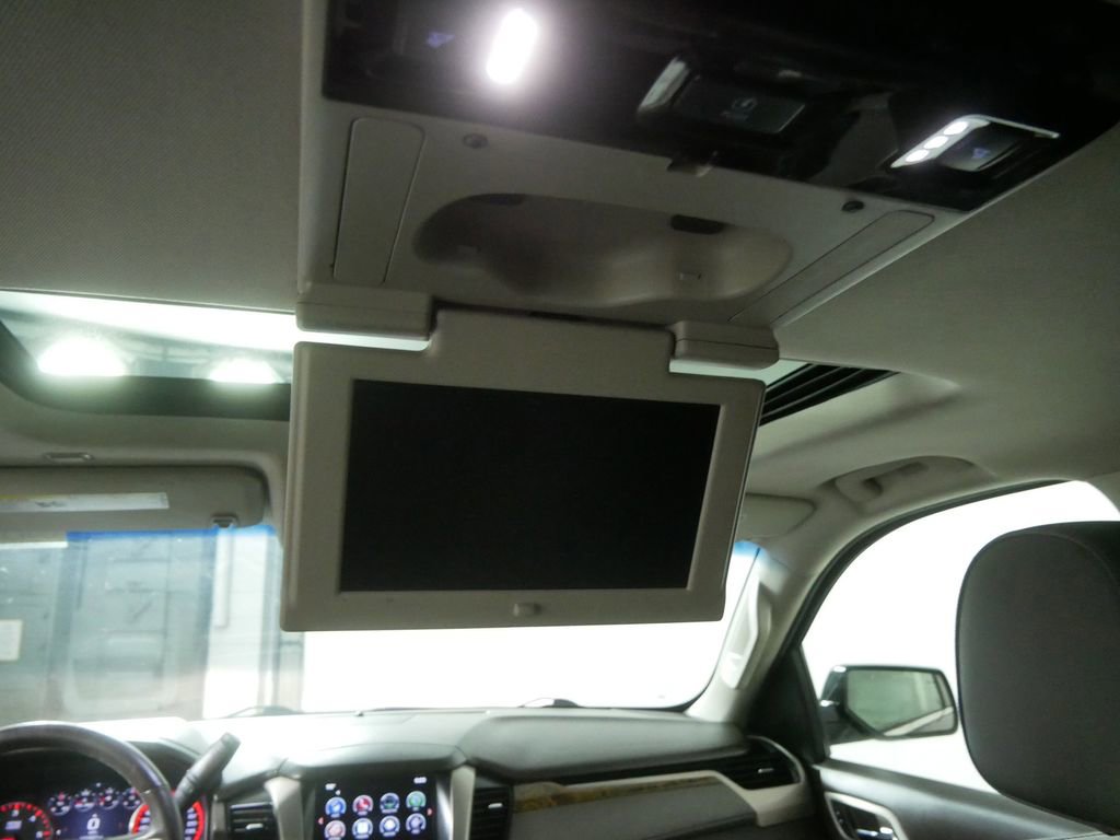 Used 2016 GMC Yukon Denali w/ Open Road Package image 23