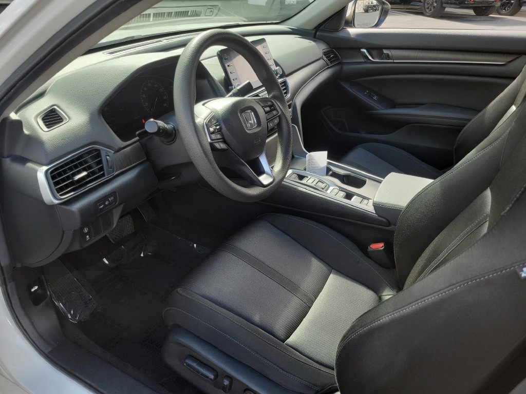 Used 2019 Honda Accord EX image 19