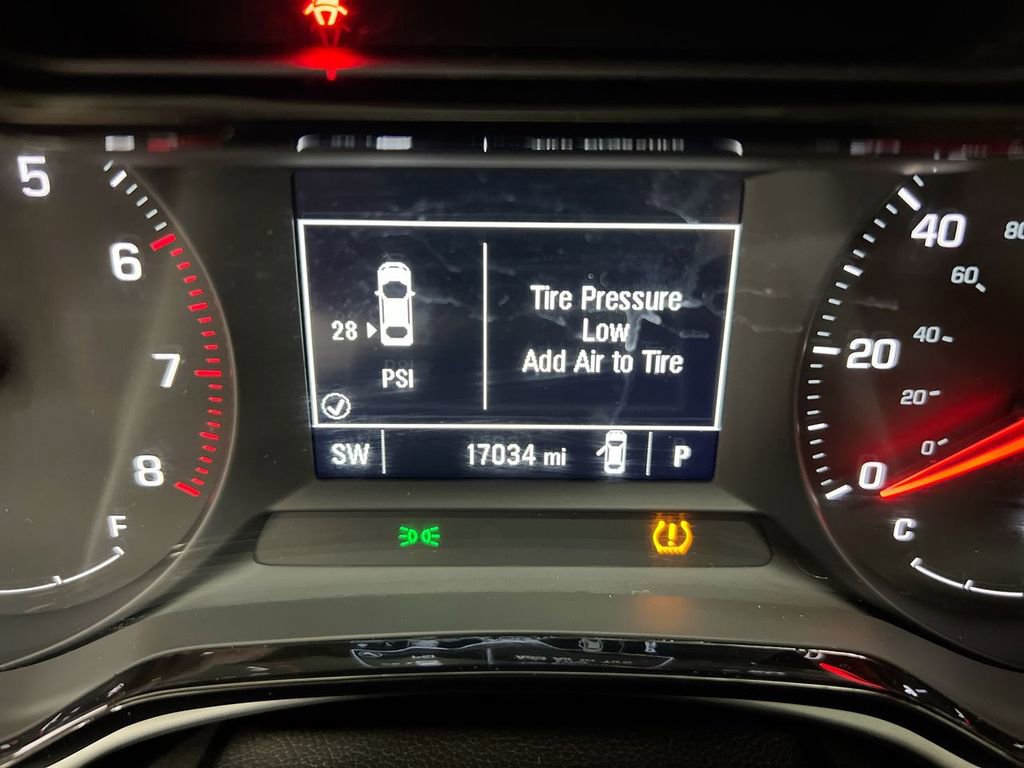 Used 2024 Chevrolet Trax LS w/ LS Convenience Package image 13