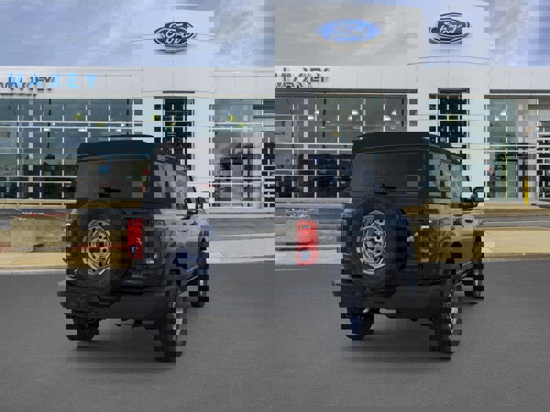 New 2025 Ford Bronco 4-Door image 8