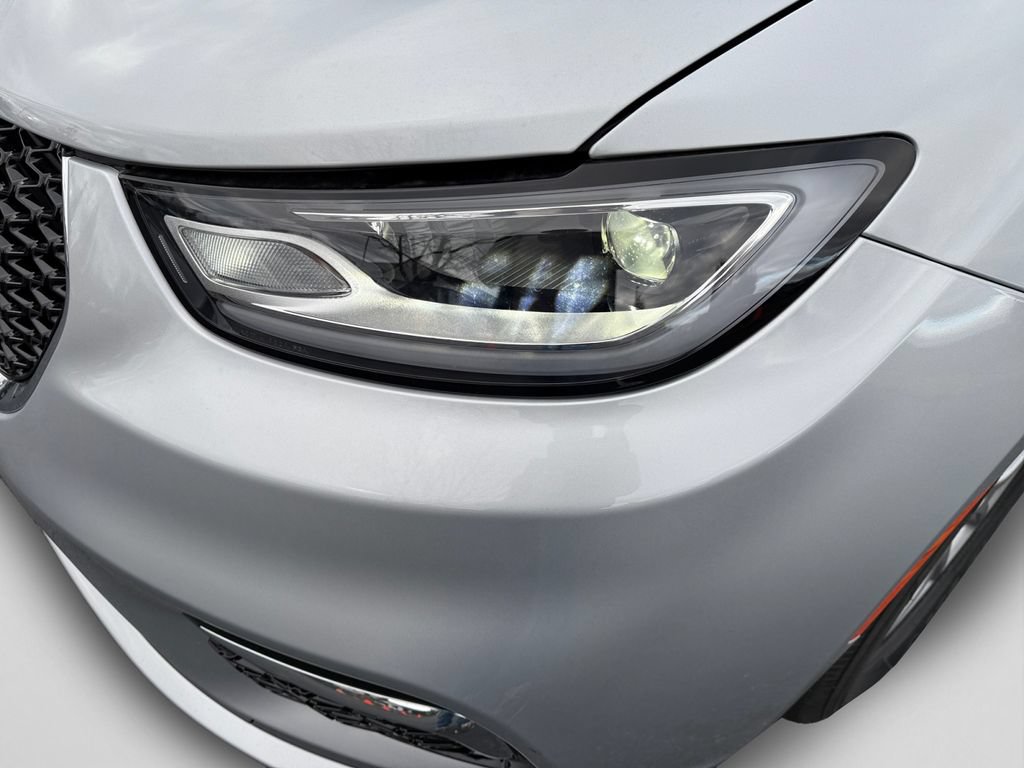 New 2026 Chrysler Pacifica Select FWD image 22