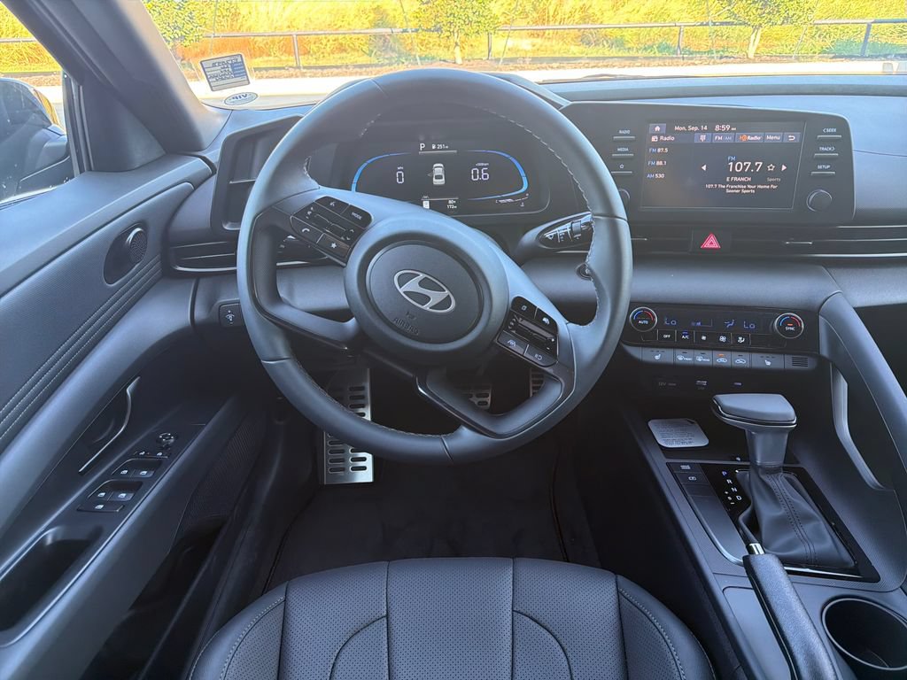New 2026 Hyundai Elantra SEL Sport FWD image 21