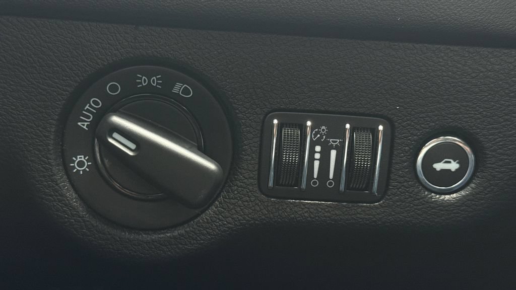 Used 2023 Dodge Charger Scat Pack RWD image 25