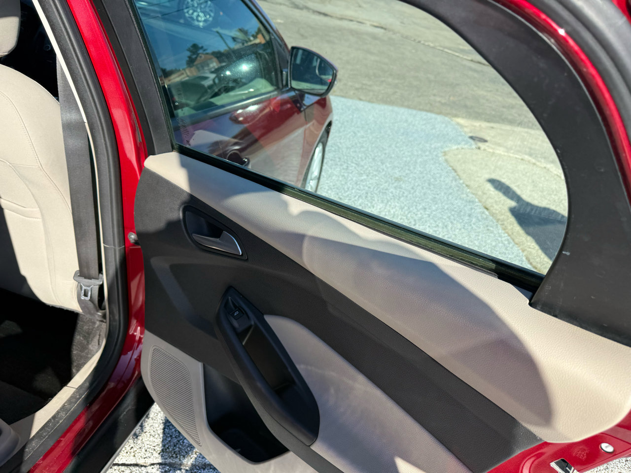 Used 2015 Ford Focus SE image 15