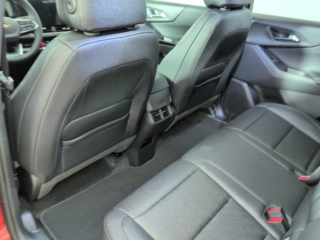 New 2026 Chevrolet Equinox LT w/ Convenience Package II image 10