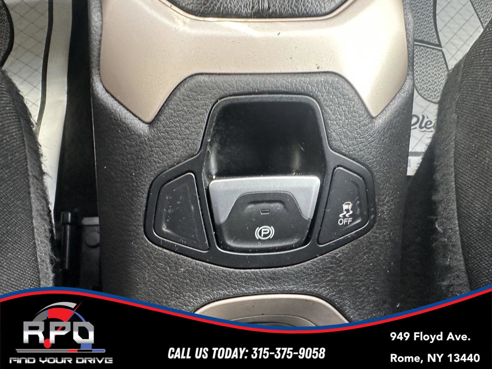 Used 2016 Jeep Renegade Sport w/ Power & Air Group AWD/4WD image 17