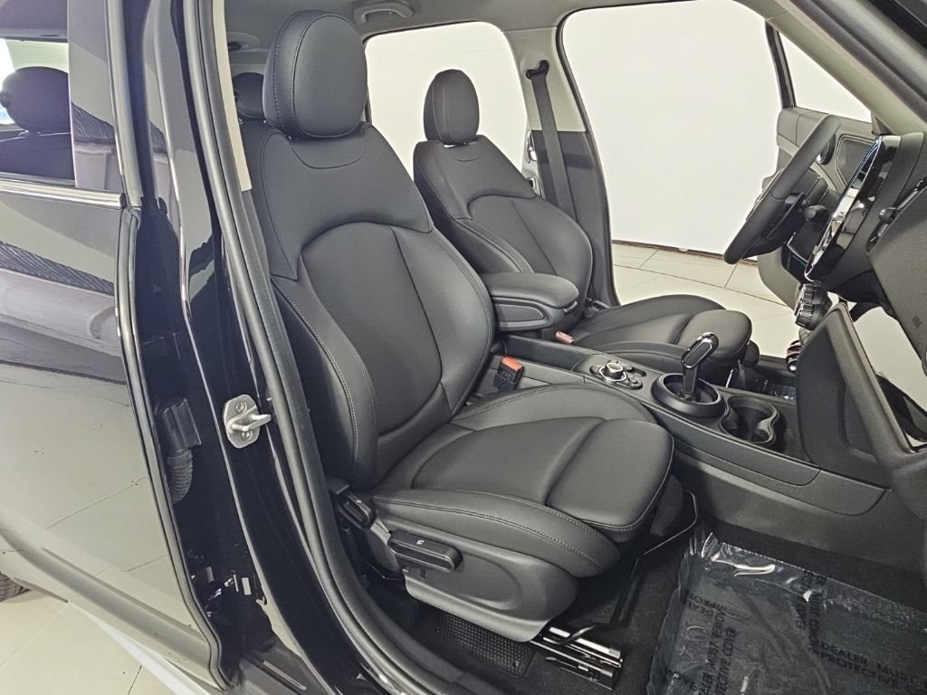 Certified 2024 MINI Cooper Countryman S w/ Storage Package FWD image 19