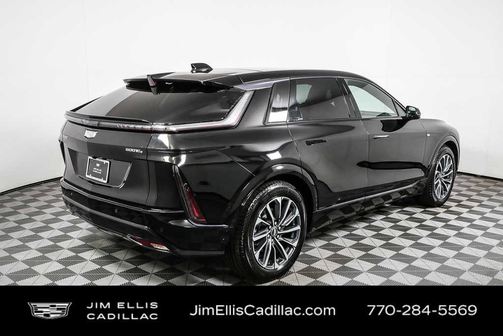 Used 2024 Cadillac Lyriq Sport AWD/4WD image 3