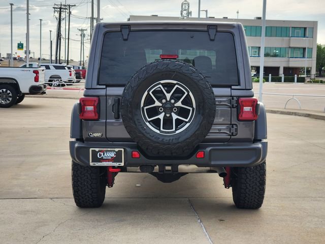 Used 2025 Jeep Wrangler Unlimited Rubicon AWD/4WD image 13