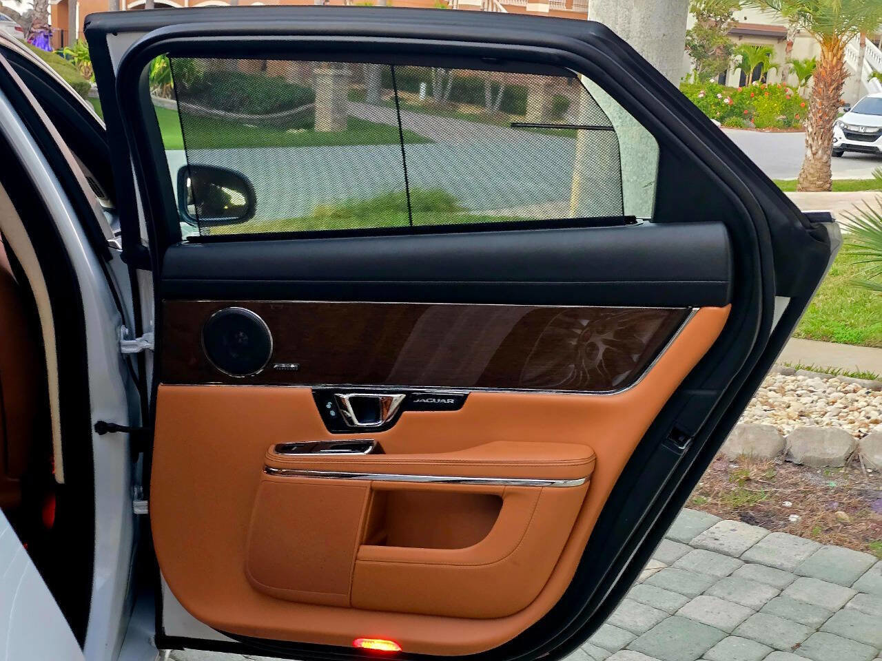 Used 2019 Jaguar XJ L Supercharged image 81