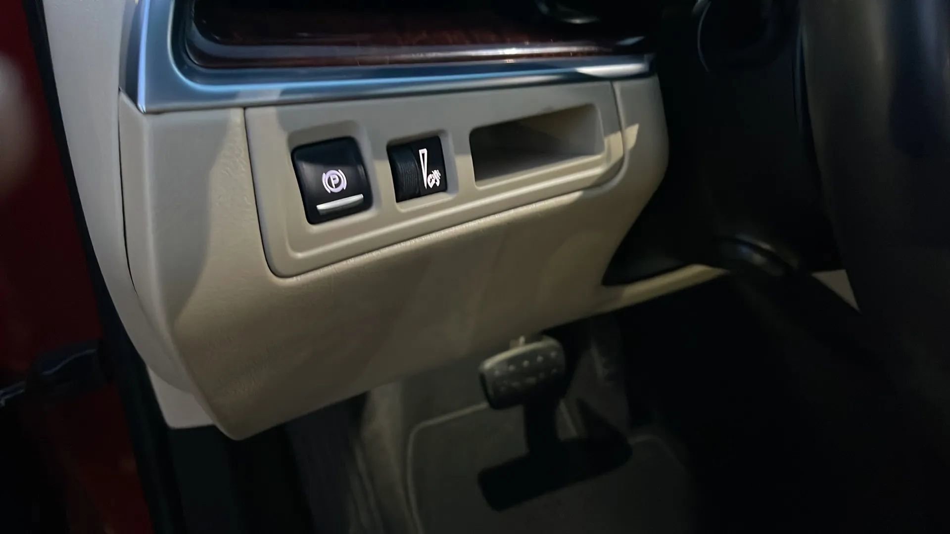 Used 2018 Cadillac XT5 Luxury image 23