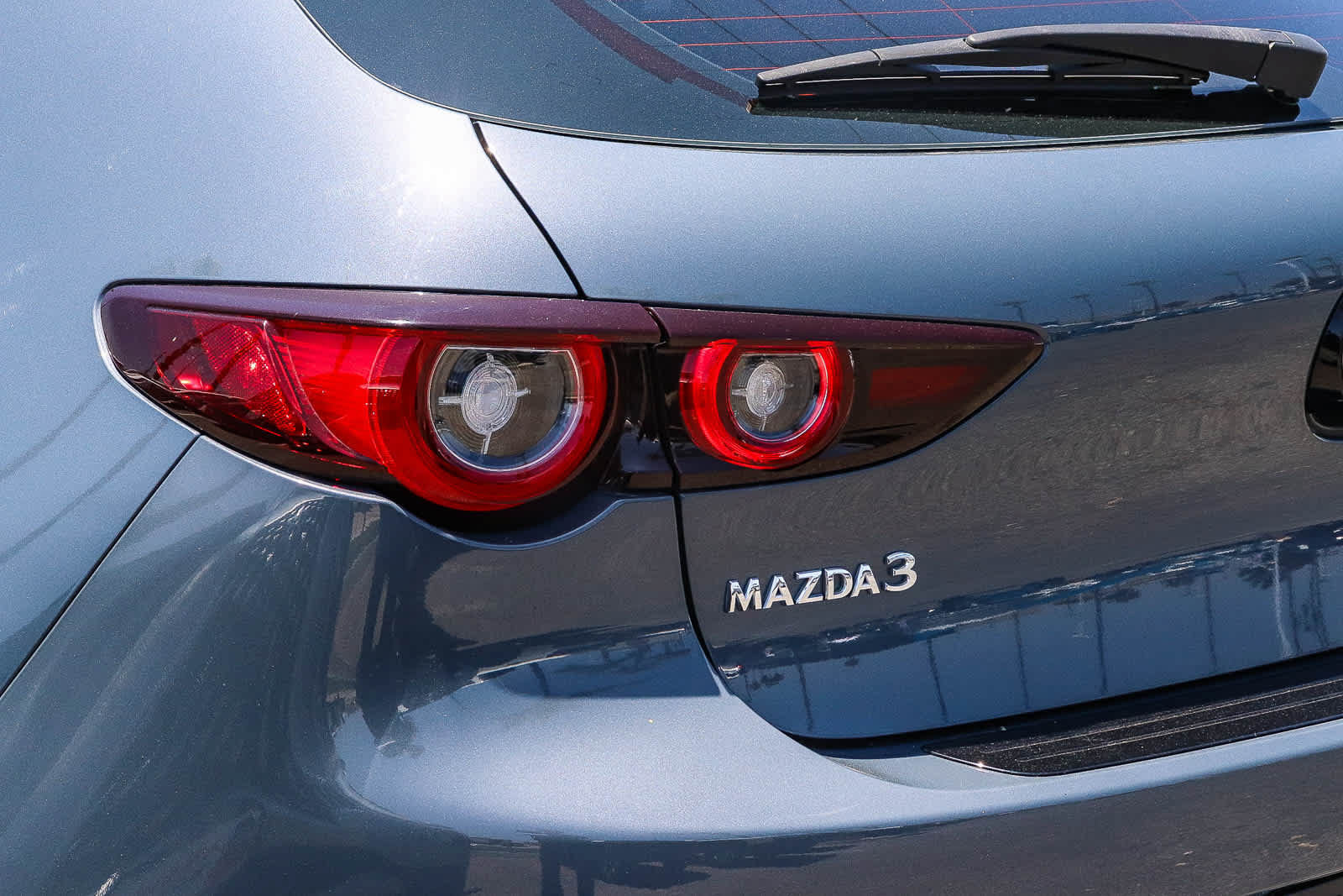 Used 2022 MAZDA MAZDA3 s FWD image 11