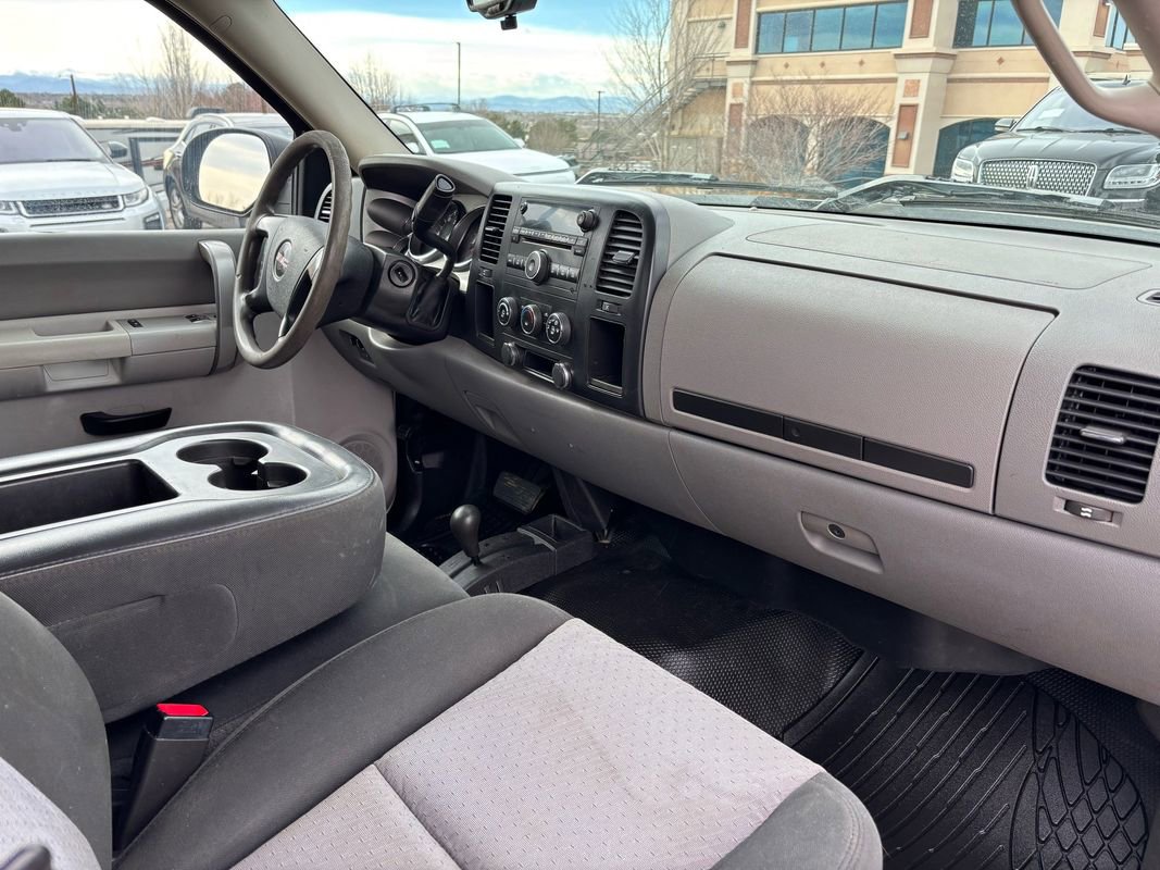 Used 2008 GMC Sierra 3500 W/T w/ Work Truck Preferred Package AWD/4WD image 14