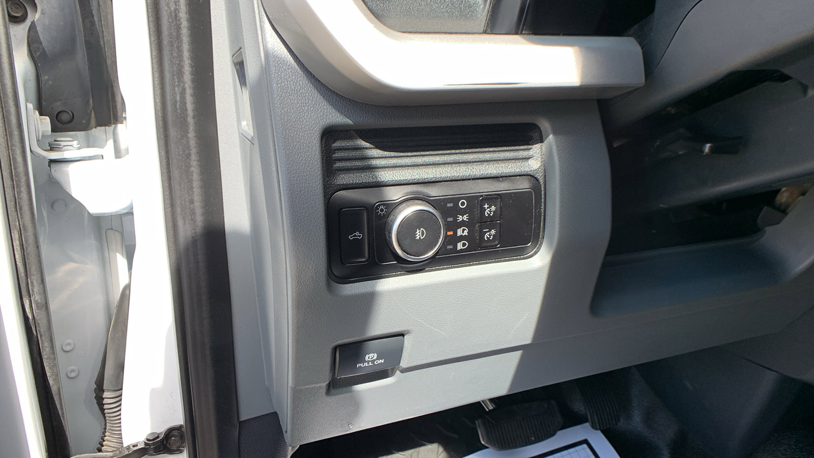 Used 2023 Ford F250 XL w/ XL Chrome Package image 14