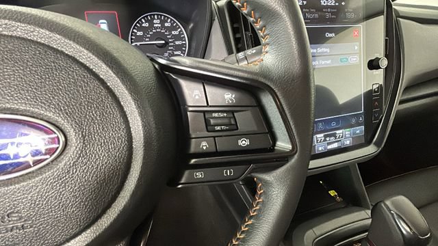 Used 2024 Subaru Crosstrek 2.5i Limited AWD/4WD image 17