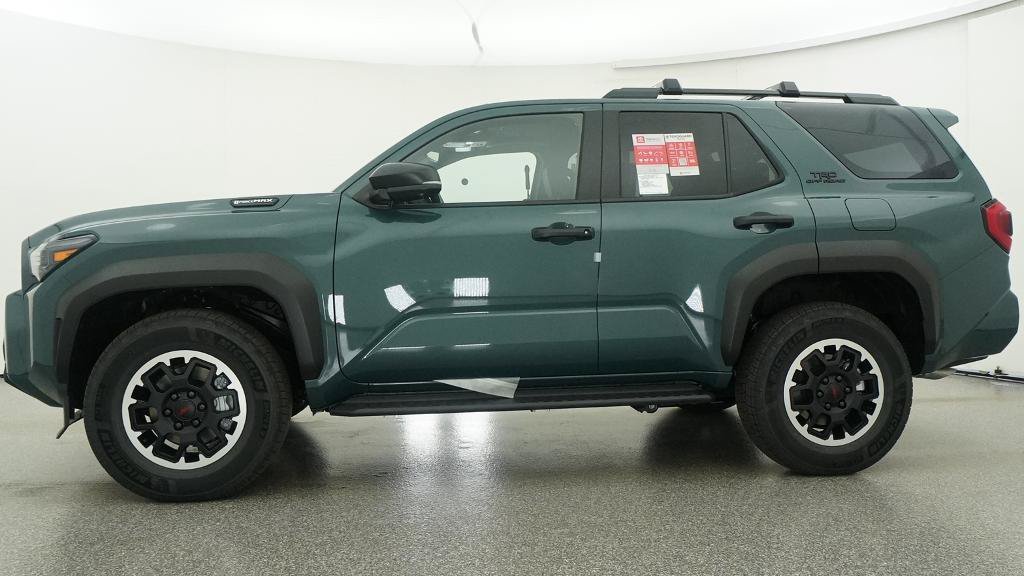 New 2026 Toyota 4Runner TRD Off-Road Premium AWD/4WD image 2