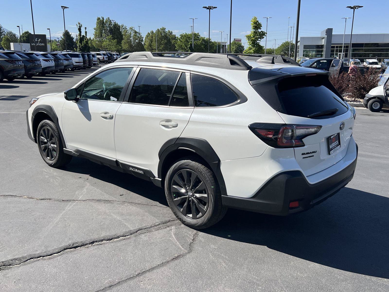 Used 2025 Subaru Outback Onyx Edition AWD/4WD image 18