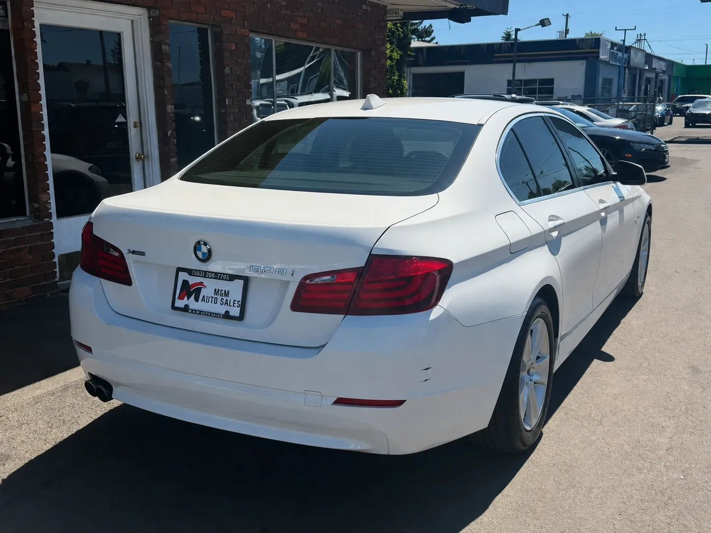 Used 2013 BMW 528i xDrive Sedan AWD/4WD image 3