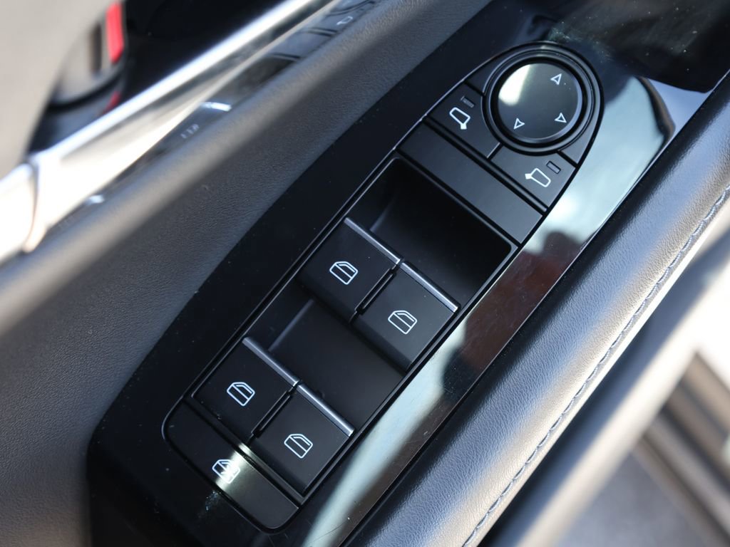 Certified 2025 MAZDA CX-30 AWD 2.5 S w/ Preferred Package image 11