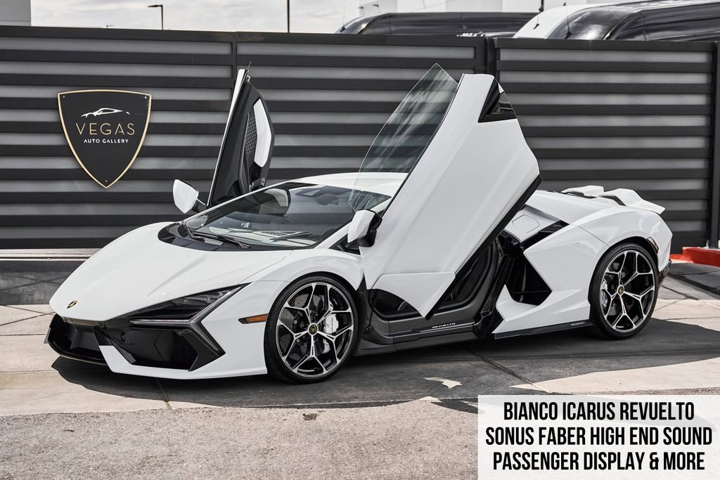 Used 2026 Lamborghini Revuelto AWD/4WD image 1