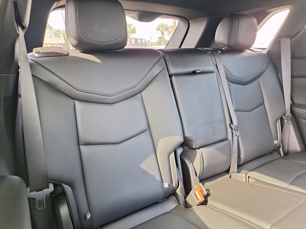 Used 2023 Cadillac XT5 Sportv w/ Technology Package image 28