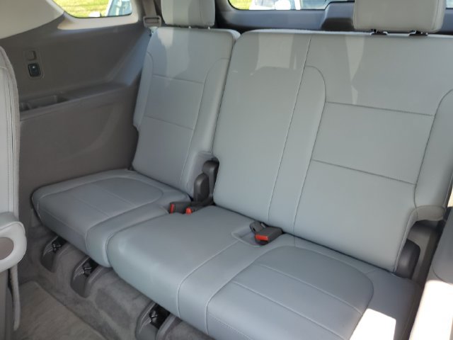 Used 2019 Chevrolet Traverse Premier AWD/4WD image 13