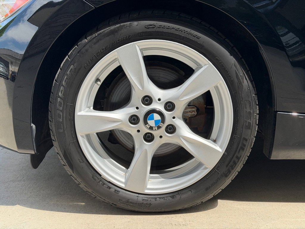 Used 2013 BMW 128i Convertible RWD image 18