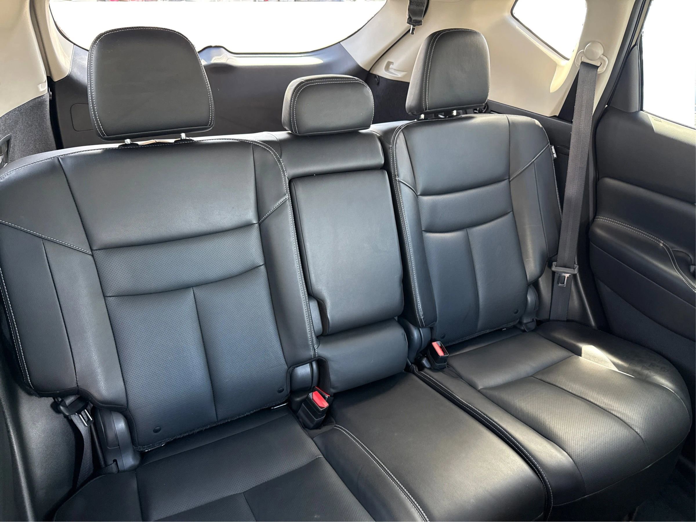 Used 2023 Nissan Murano SL w/ SL Moonroof Package image 12