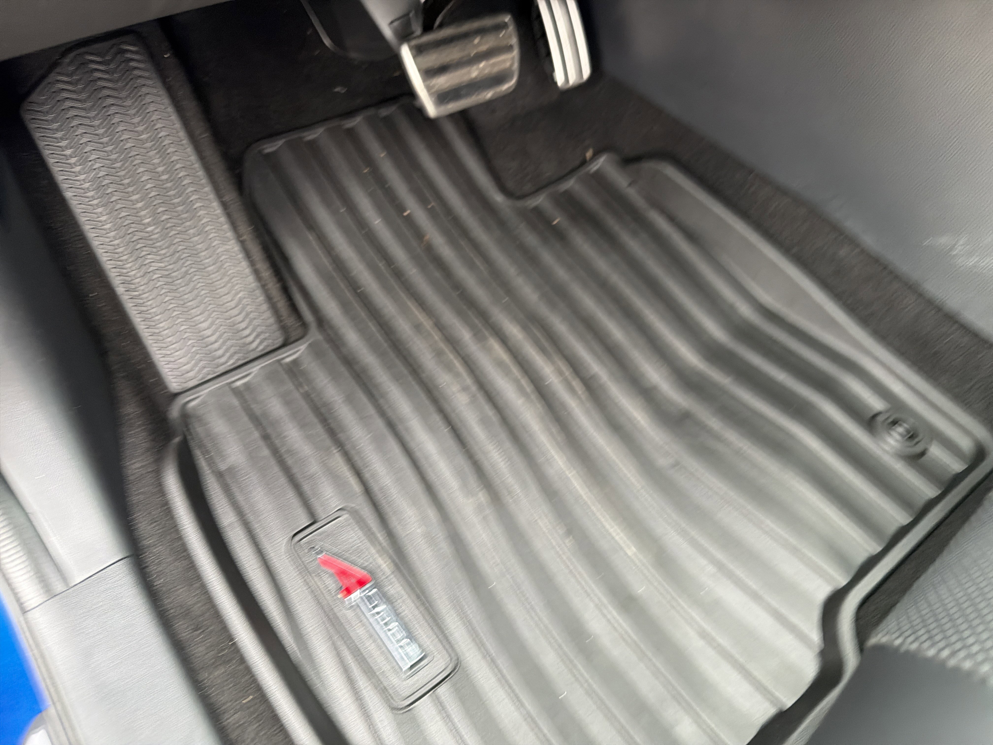 Used 2025 Acura ADX A-Spec image 17