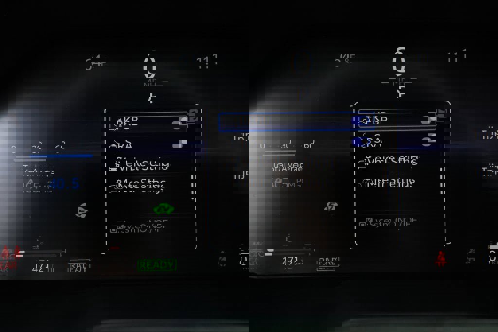 Used 2024 Toyota RAV4 Limited w/ Advanced Technology Package image 27