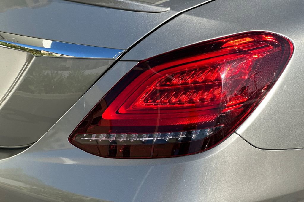 Used 2019 Mercedes-Benz C 300 Sedan image 29