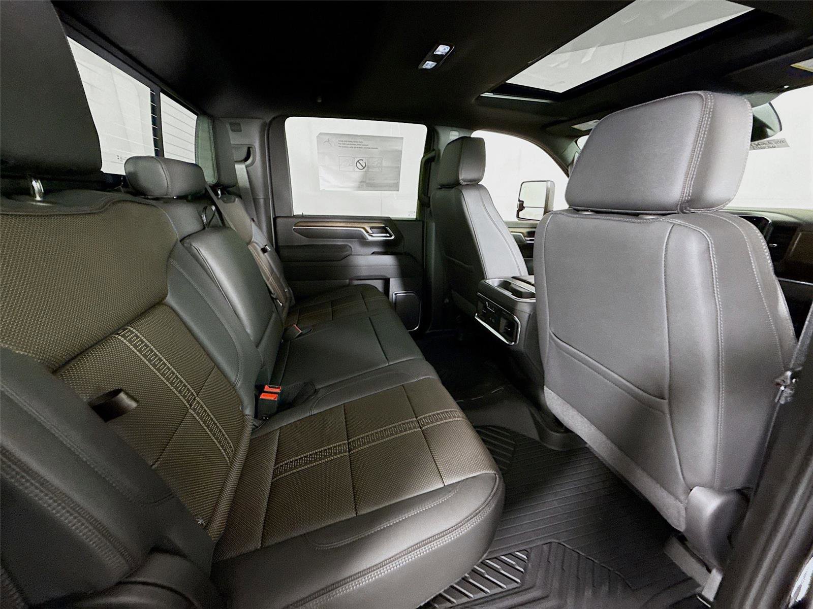 New 2026 Chevrolet Silverado 3500 High Country w/ High Country Premium Package image 23