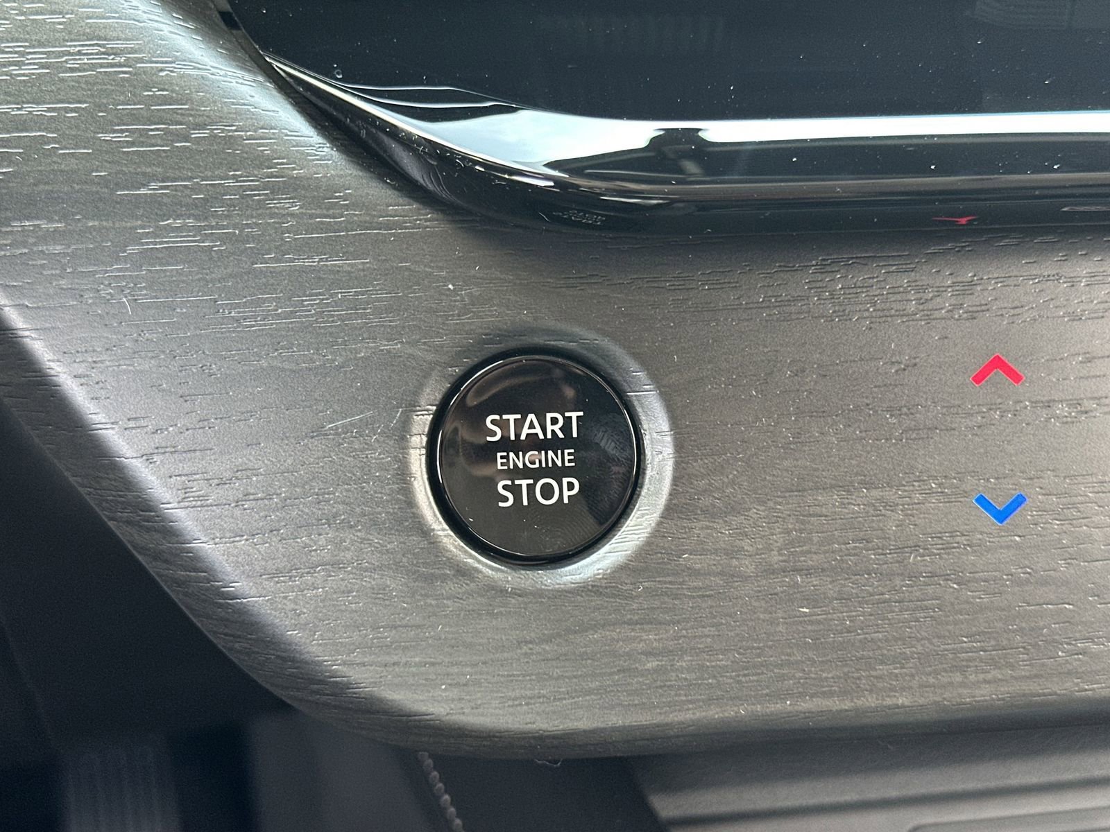 New 2025 Nissan Murano SV FWD image 6