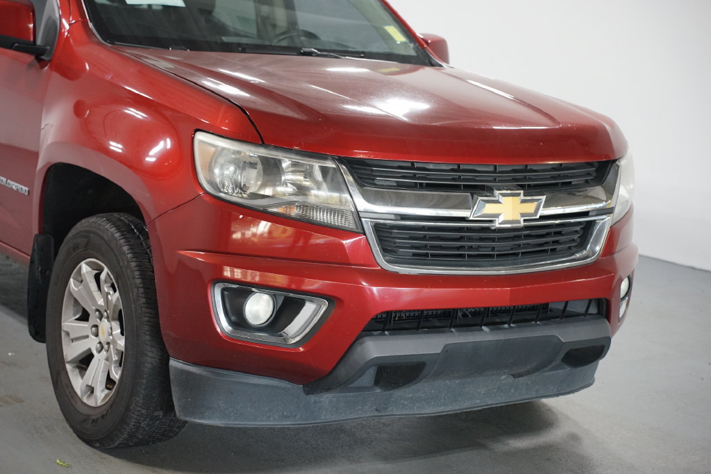 Used 2017 Chevrolet Colorado LT w/ LT Convenience Package RWD image 4