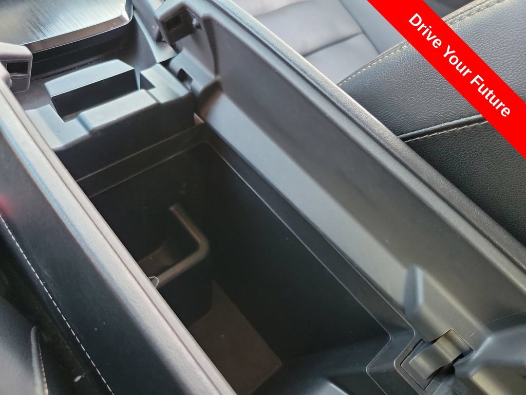 Used 2023 Nissan Rogue SL w/ SL Premium Package FWD image 13