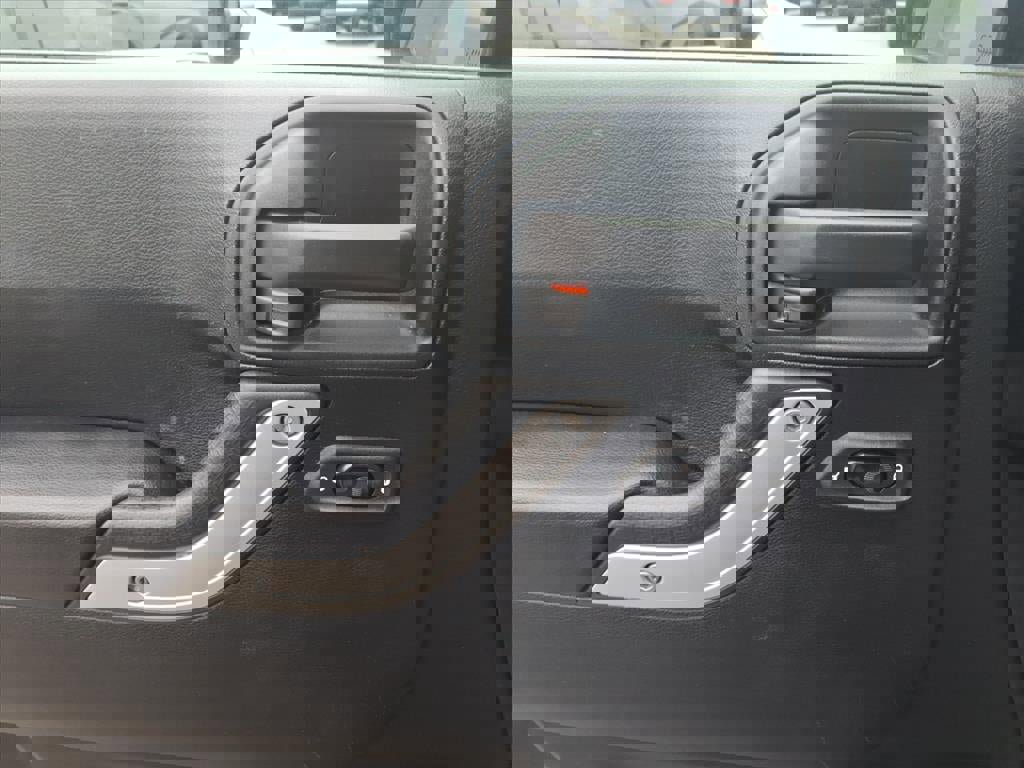 Used 2017 Jeep Wrangler Unlimited Sahara image 15