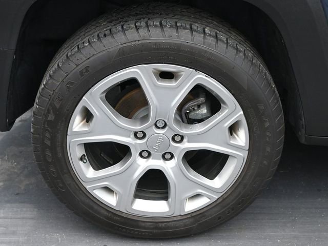 Used 2022 Jeep Renegade Limited AWD/4WD image 38