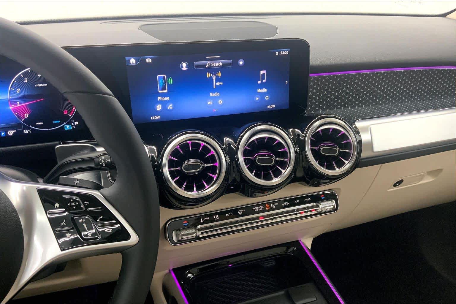 New 2026 Mercedes-Benz GLB 250 image 26