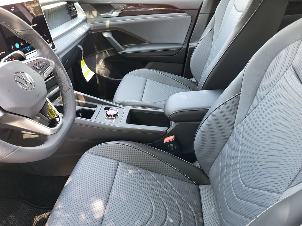 New 2026 Volkswagen Tiguan SE R-Line AWD/4WD image 20