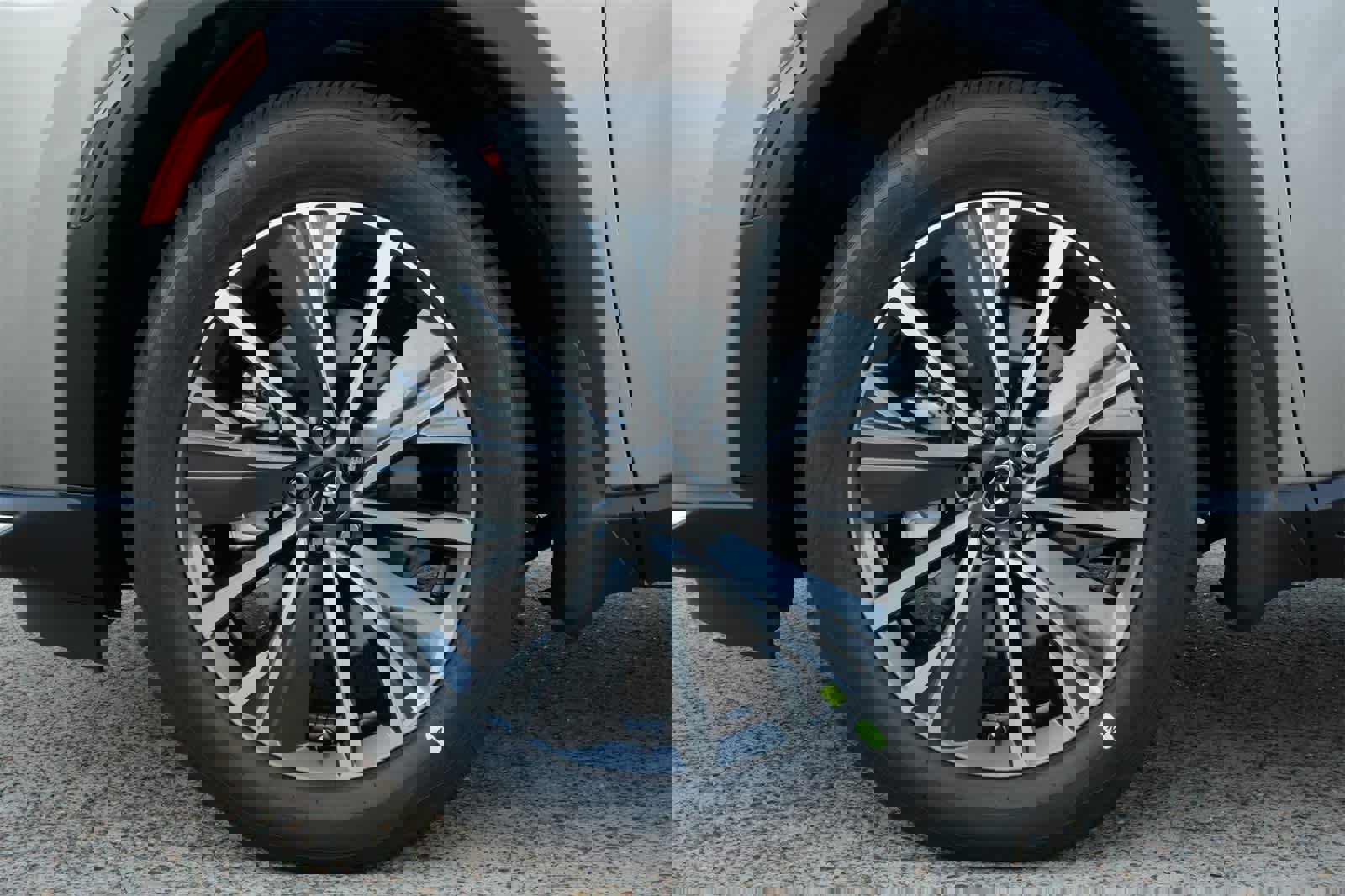 New 2026 INFINITI QX60 Luxe image 26